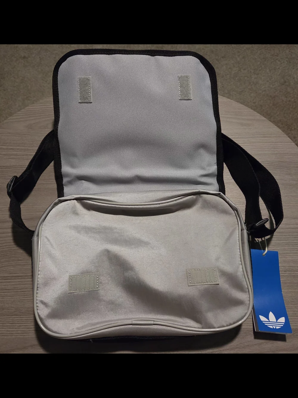 adidas  Men’s Messenger Bag